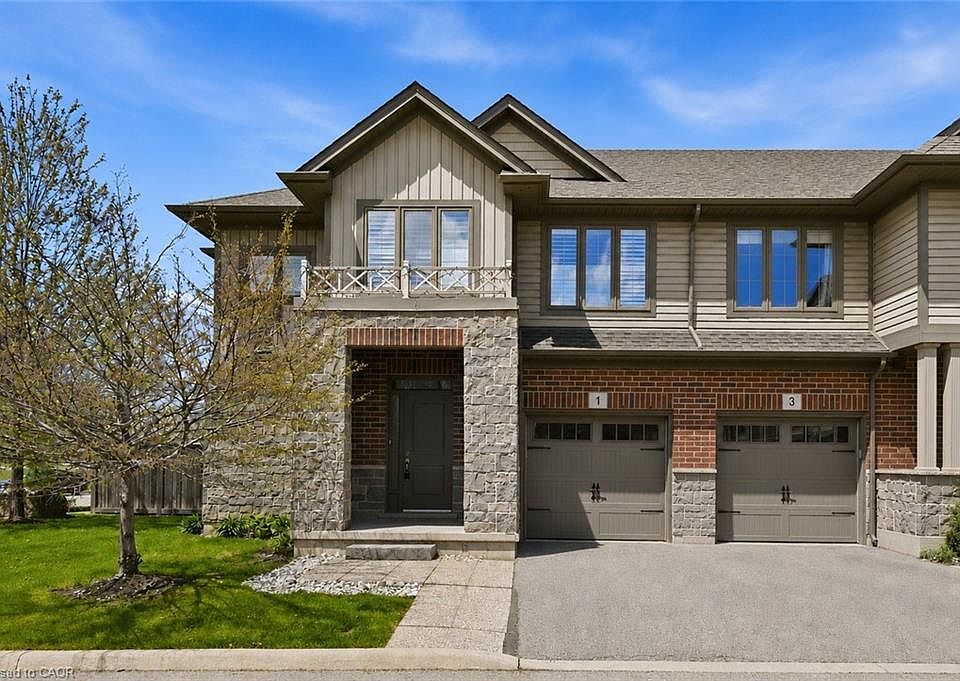 1st image of 1 Southshore Cres