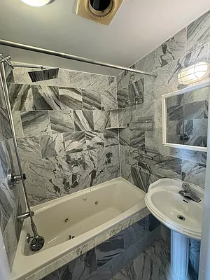 Rented by Oxford Property Group | media 17