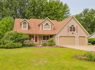 6890 Fairacres Ave, North Ridgeville, OH 44039