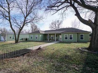 7 W 6th St, Woodbine, KS 67492