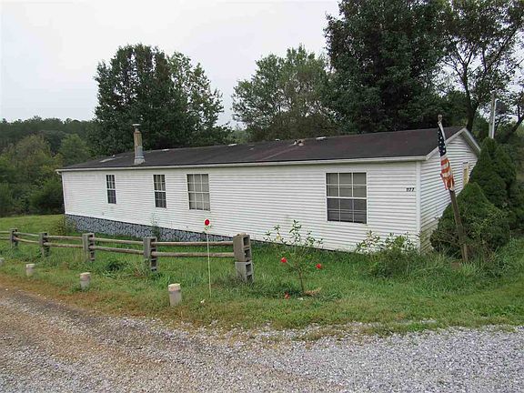 3rd image of 1177 Honey Bear Way