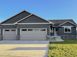 600 Marie Dr, Harrisburg, SD 57032
