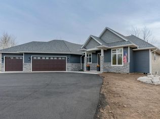 1667 Maple Ridge Rd, Kronenwetter, WI 54455