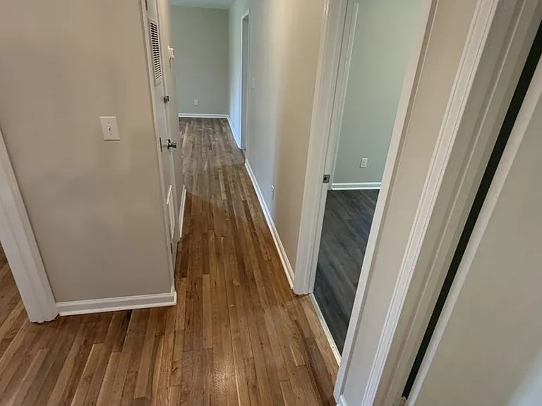 1302 Crescent Ridge Rd NE — Photo 13