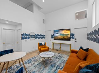 10366 Eastborne Ave, Los Angeles, CA 90024