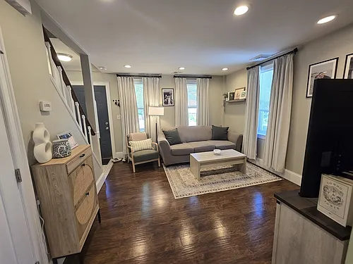 21-23 Shaw St #23 Photo 1