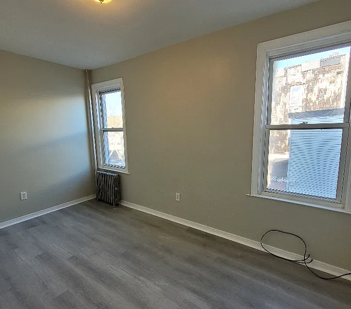 429 S 6th St — Photo 4