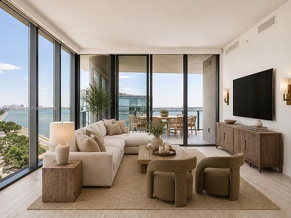 4th image of 3015 S Ysabella Ave #1501