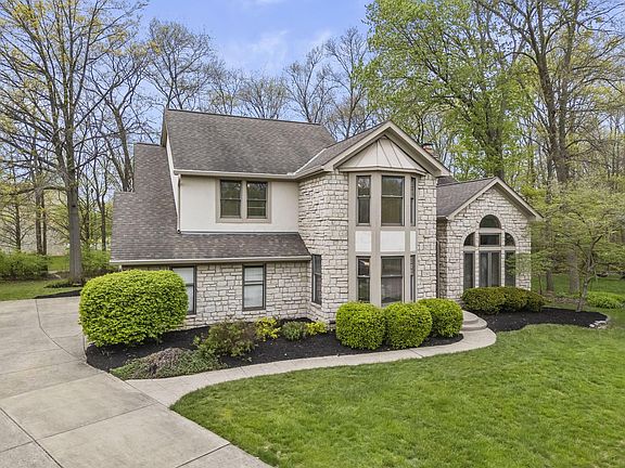2nd image of 5740 Desmond Ct