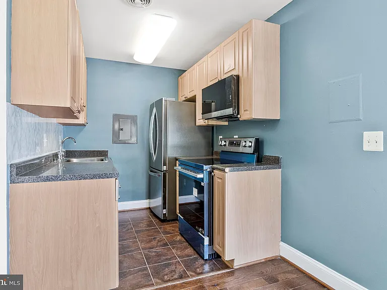 1005 Chillum Rd #207 — Photo 13