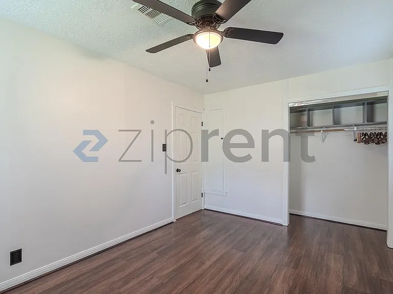 4701 W 43rd St — Photo 18