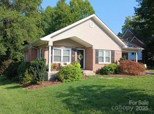 309 Rodoret St N, Valdese, NC 28690