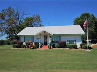 1186 N 4240th Rd, Hugo, OK 74743