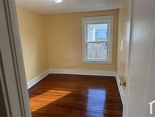 2644 Apple Ave — Photo 9