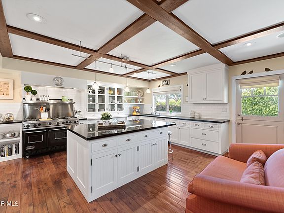3rd image of 5761 Willowtree Dr