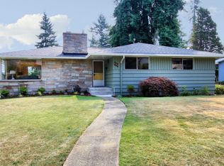 905 Manor Dr, Fircrest, WA 98466