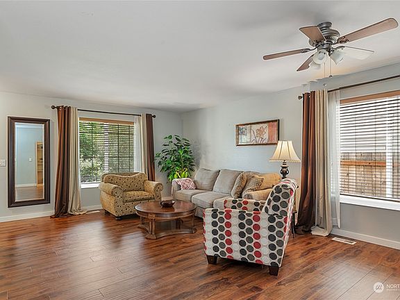 3rd image of 18234 70th Avenue Ct E