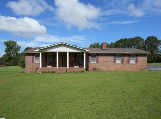 90 Rock Creek Rd, Laurens, SC 29360