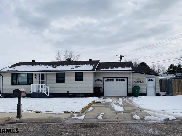 1940 20th St, Gering, NE 69341