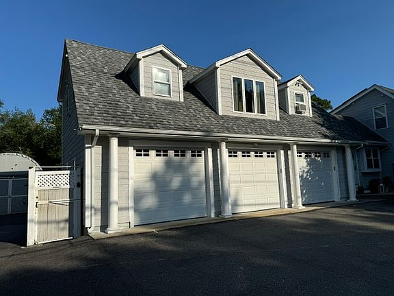 5th image of 713 Mill St #A