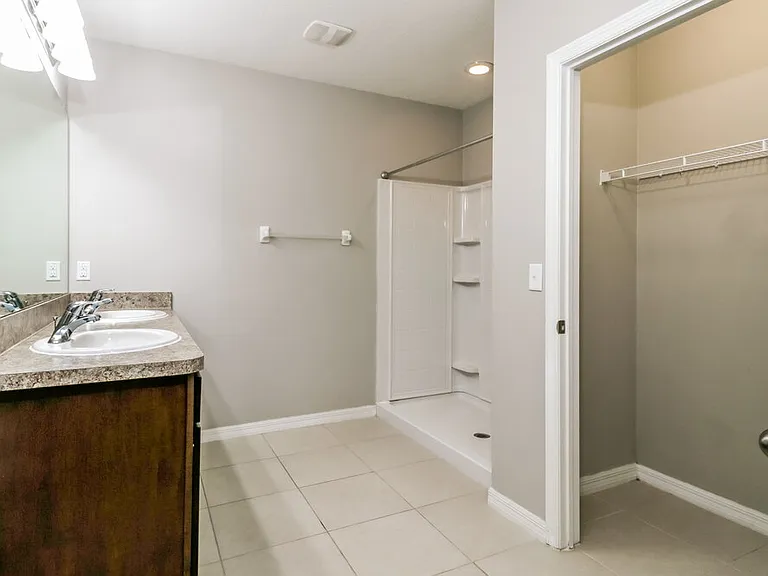 586 Hartford Heights St — Photo 13