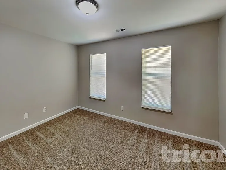 3906 Windsorwood Ct — Photo 12