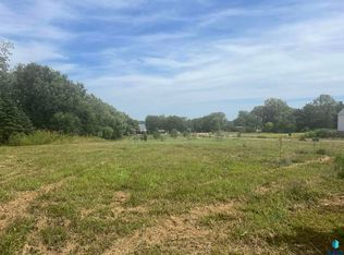 Stoney Point Rd, Madison, SD 57042