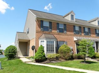 60 Tia Cir, Mount Joy, PA 17552