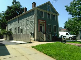 38 Franklin St, Bristol, RI 02809