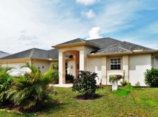 3717 SW Wycoff St, Port Saint Lucie, FL 34953