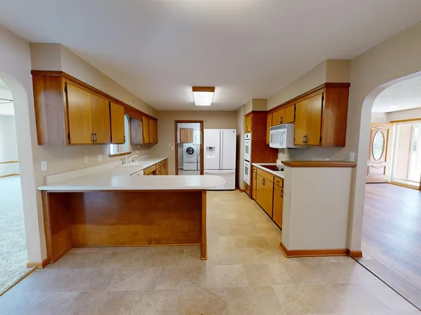 914 2nd St, Columbus, NE 68601