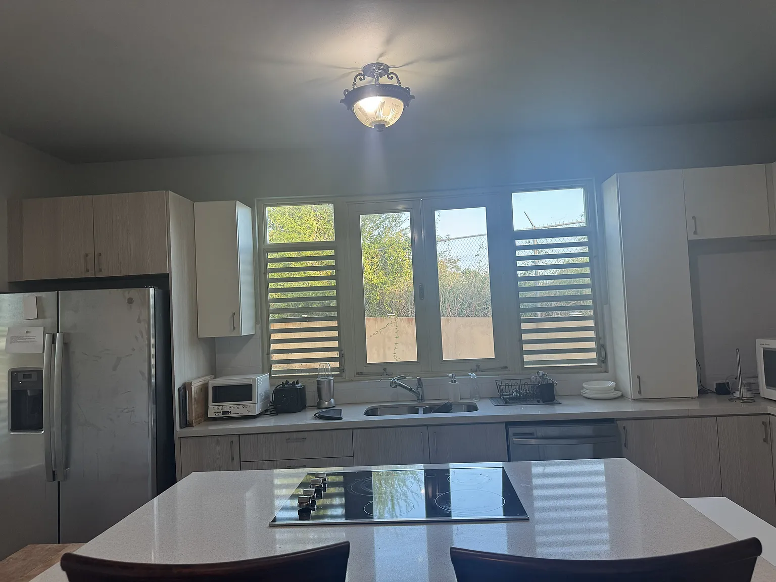 3 bed, 2190 sqft, $3,000 — Photo 3