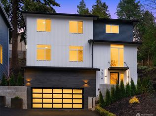 7516 20th Ave SW, Seattle, WA 98106