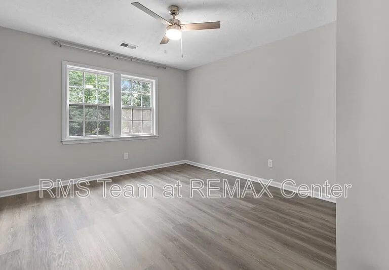 773 Huntington Way NW — Photo 38