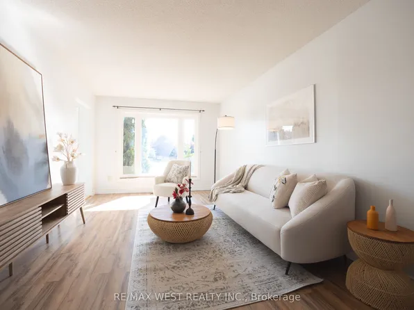 14 Souch Ct, Clarington, ON L1C 4G3