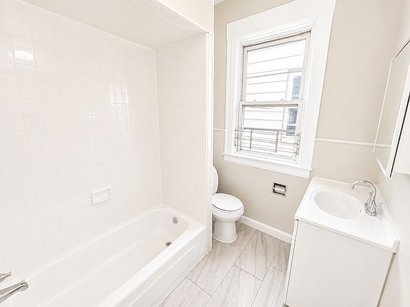 2nd image of 61 Stuyvesant Ave Floor 3