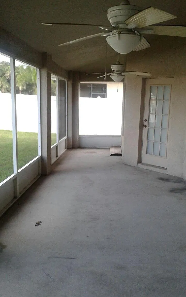 1952 Lazy Oaks Loop — Photo 2