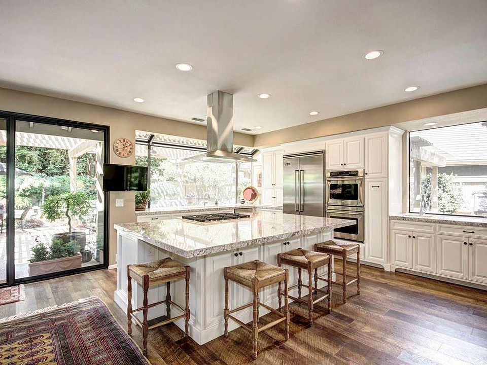 1st image of 11677 Melones Cir