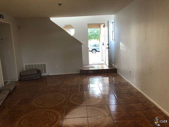 2nd image of 788 Webb Ave