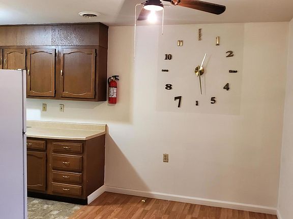 5th image of 46C Edinburgh Ln #C