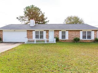 2353 Hammond Ct, Ellenwood, GA 30294