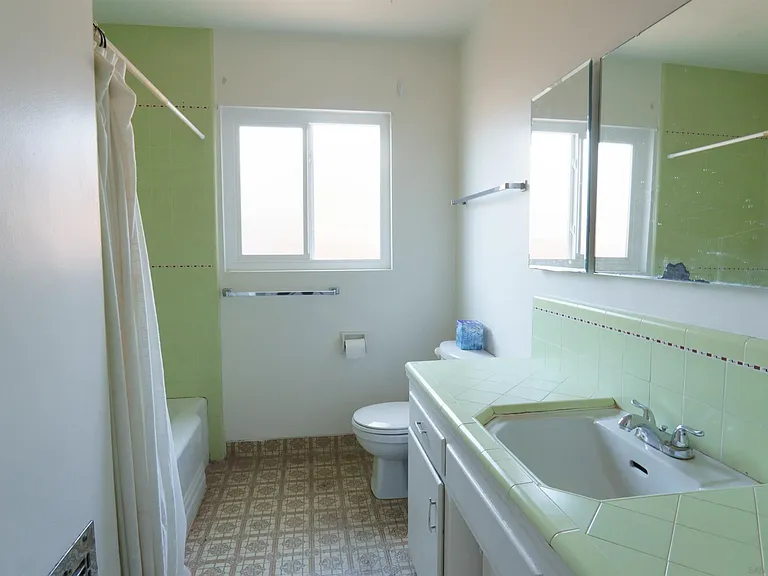 Primary Bath/Spa