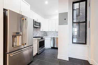 Rented by Rita S Citrin, LREB