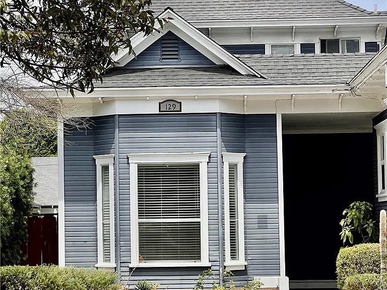 129 W Palmyra Ave — Photo 1