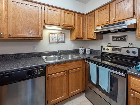3rd image of 802 Constance Dr #814