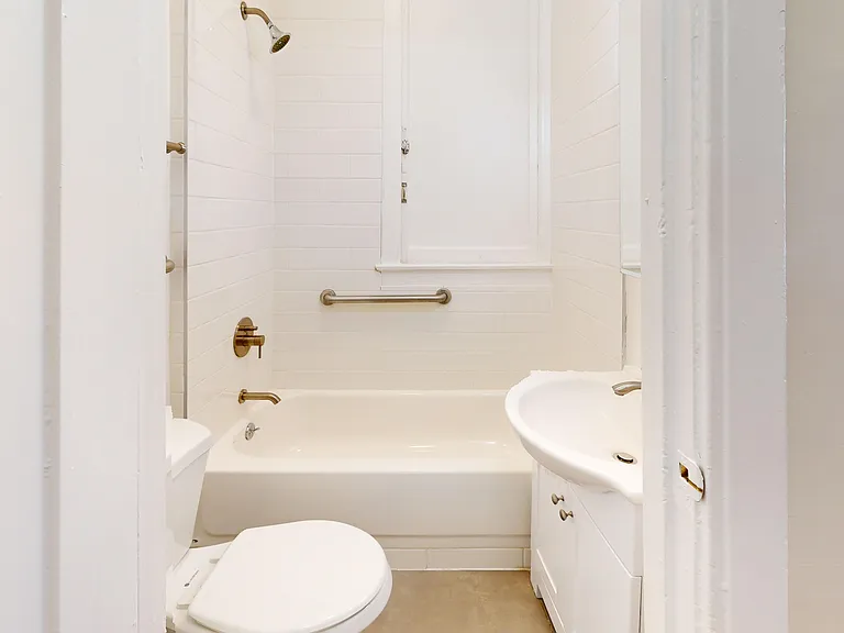 685 Geary Street — Photo 13