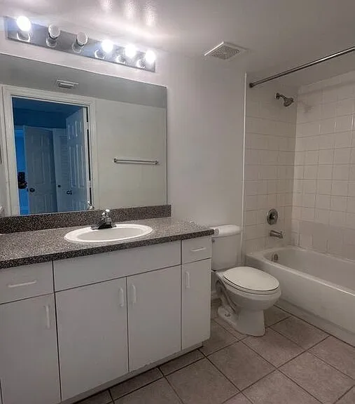 5011 Wiles Rd #3-207 — Photo 28