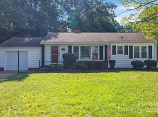 878 Henkel Rd, Statesville, NC 28677