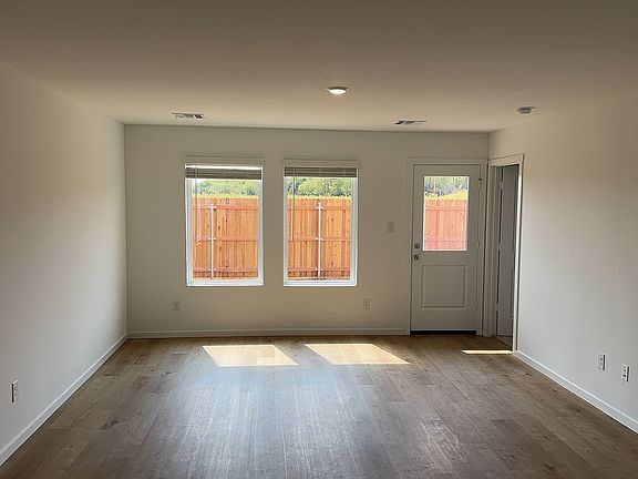 5th image of 10948 SW 25th St
