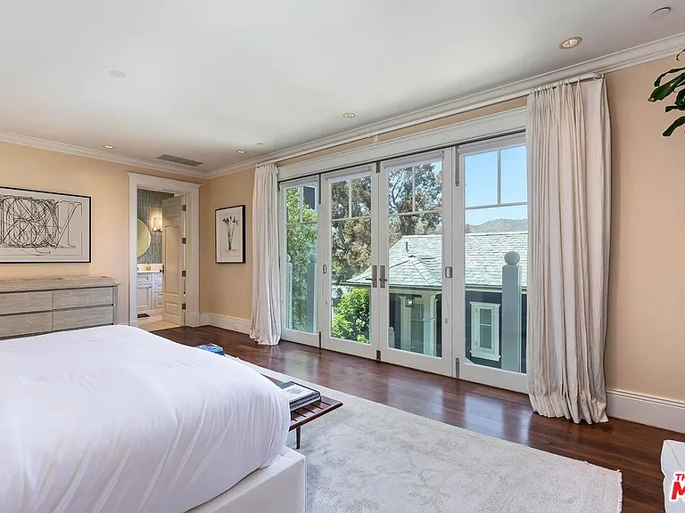 119 Malibu Colony Rd — Photo 14
